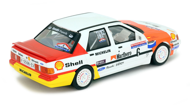 AVANT SLOT Ford Sierra Marlboro